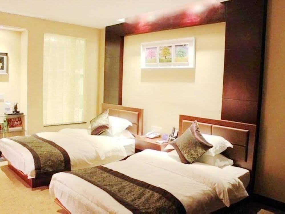Mo'Er Holiday Hotel Наньтун Экстерьер фото